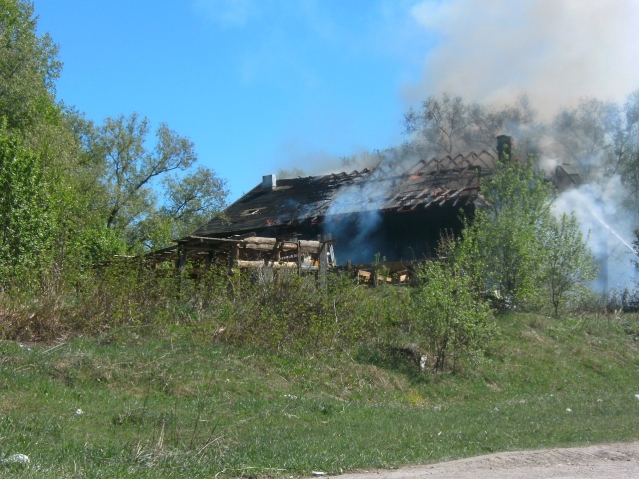 22 мая в Александровске сгорел еще один барак по ул. Ким, 45
