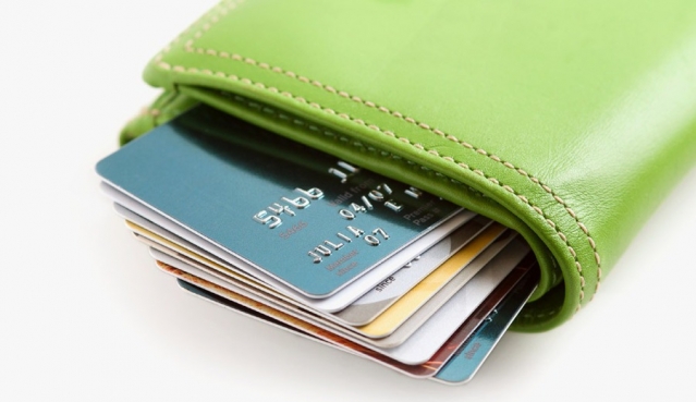 Банки снижают/аннулируют лимиты по кредитным картам