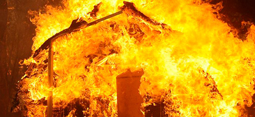 В Александровске на улице Шевченко горел дом