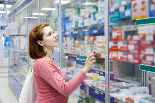С 1 марта фармацевты будут не вправе скрывать информацию о наличии аналогов лекарства и ценах на них