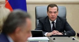 Дмитрий Медведев заявил об отставке Правительства РФ