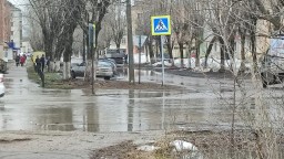 В поселке Яйва произошло резкое подтопление центральных улиц