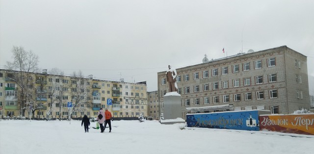 14 января заседание Думы Александровского муниципального округа проходило на улице