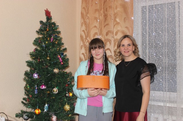 В рамках акции «Елка желаний» сбылась мечта девочки из Александровска