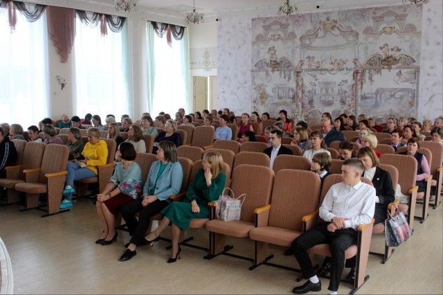 В Александровске состоялась августовская педагогическая конференция