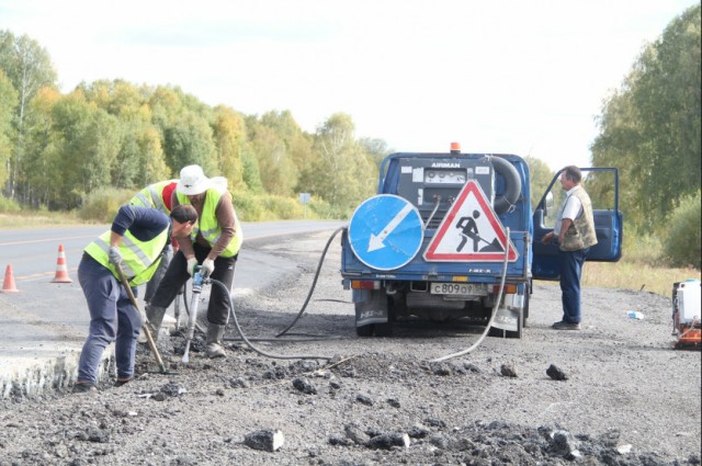 В Александровском округе в 2023 году планируют ремонтировать дороги