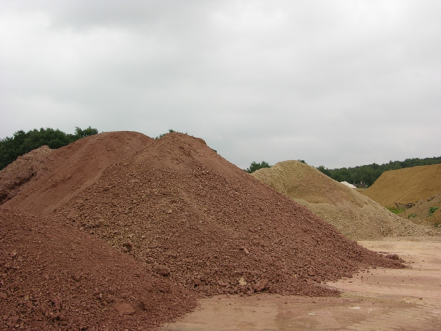 Право на добычу глины в Александровском районе получило ОАО «Меакир»