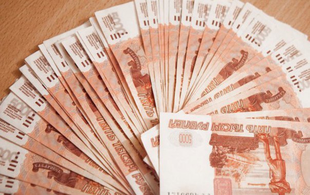 Средняя заработная плата жителей Прикамья в феврале составила 27,8 тысяч рублей