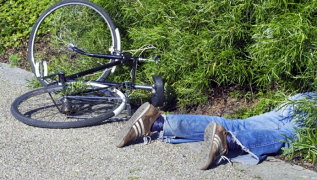 Пьяный водитель без прав сбил велосипедиста во Всеволодо-Вильве