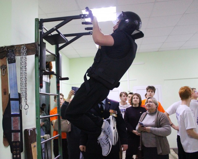 В Александровске состоялись военно-спортивные состязания