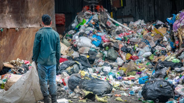 Пермские юристы отменили тарифы на вывоз мусора в регионе