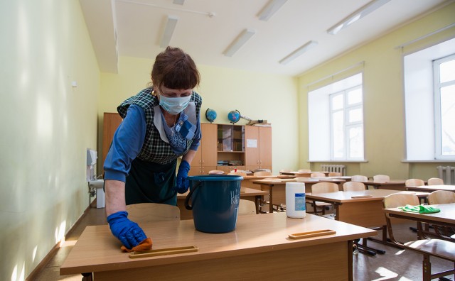 За неделю случаи COVID-19 зафиксированы в 47 школах, 12 детских садах и 11 вузах Пермского края