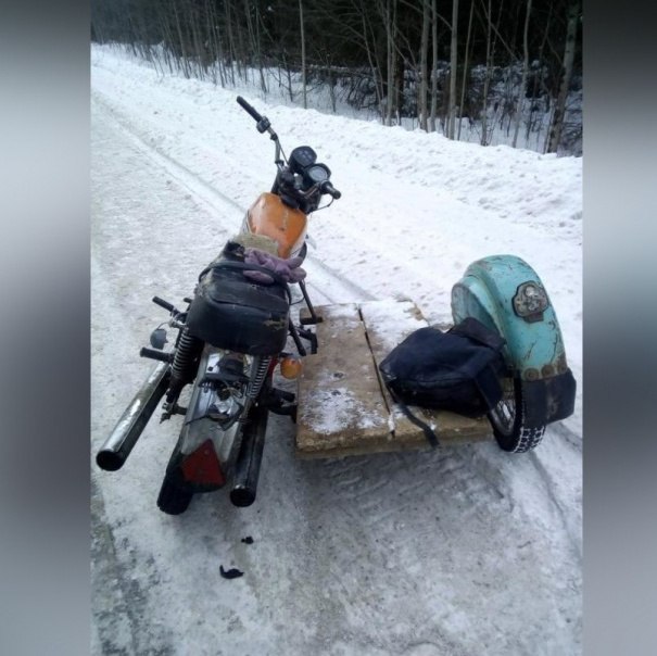 Пьяный мотоциклист врезался в автобус в районе села Усть-Игум