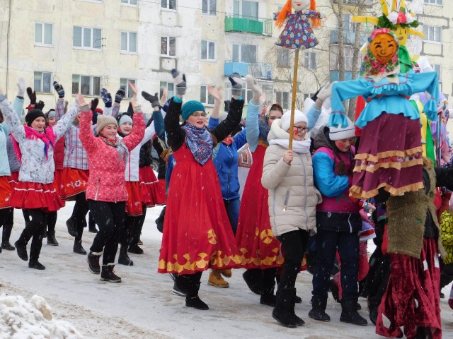 В Александровске прошли народные гуляния "Широкая Масленица"