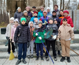 ​Всеволодо-Вильва поддержала краевую акцию и вышла на общепоселковый субботник