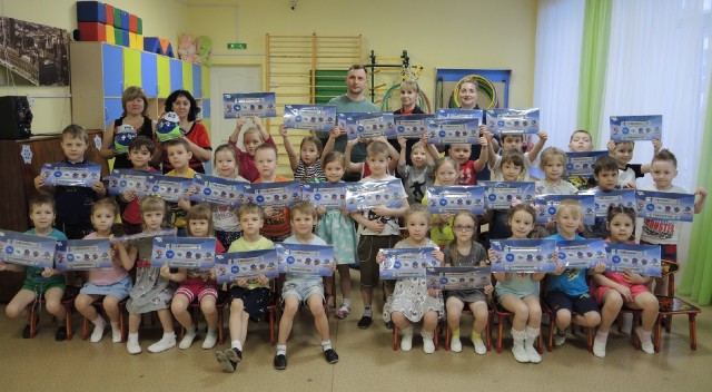 В Александровске дошкольники приняли участие в акции «Засветись! Стань заметней на дороге!»